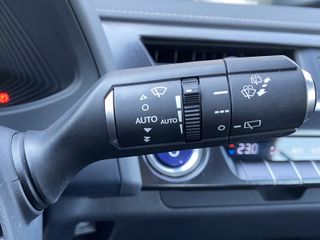 Lexus UX 2.0 250H Business Navigation 184cv Hybrid