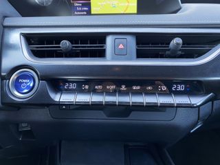 Lexus UX 2.0 250H Business Navigation 184cv Hybrid