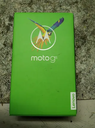Motorola Moto G5.