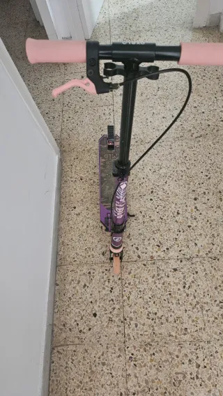 Patinete infantil morado