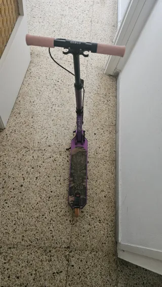 Patinete infantil morado