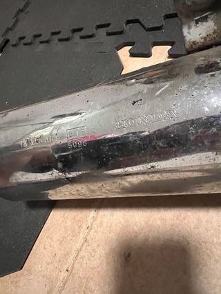 Escapes Honda CB750 RC42