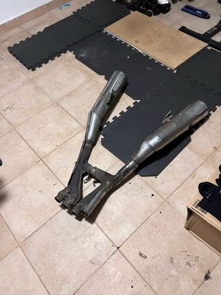 Escapes Honda CB750 RC42