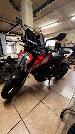 Moto KTM 125 Duke Naranja