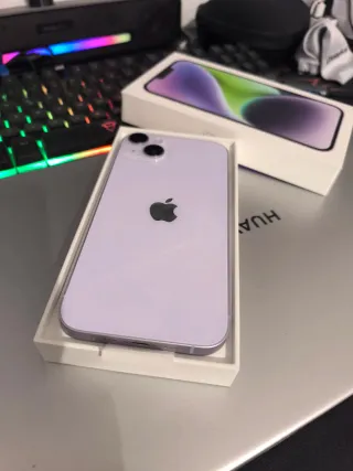 iPhone 14 Plus Lila Pastel