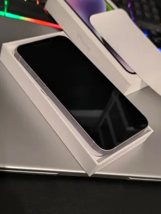 iPhone 14 Plus Lila Pastel