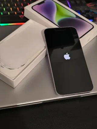 iPhone 14 Plus Lila Pastel