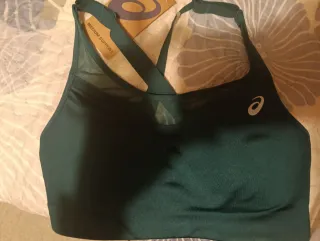 Top deportivo Asics Accelerate Bra verde XS