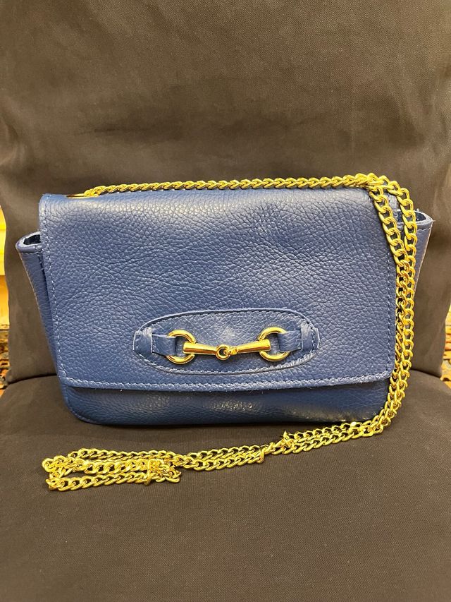 Borsa blu a tracolla