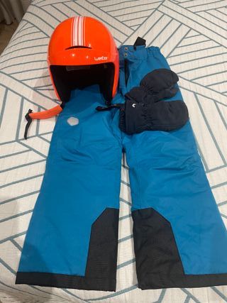 REBAJADO. Casco y pantalón esquí niño + manoplas