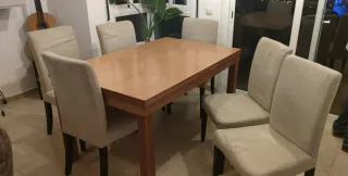 Mesa de comedor extensible de madera