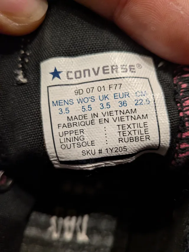 Zapatillas. Converse All Star Talla 36