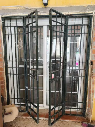 Rejas de seguridad hierro 4 hojas