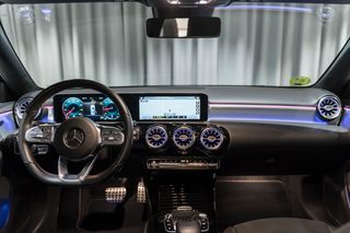 Mercedes-Benz Clase A200d AMG 2019