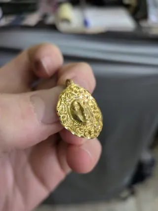 Colgante Rostro Virgen Del Rocío Oro 18k