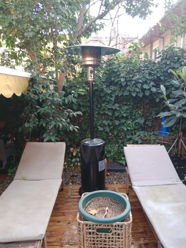 Estufa seta exterior para bares y terrazas