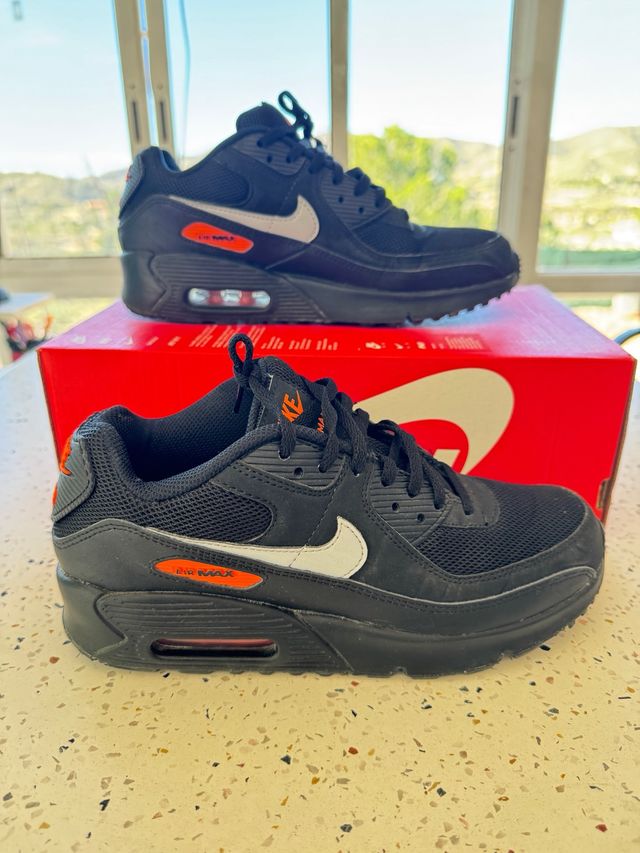 Zapatillas Nike Air Max 90 Negras Naranja