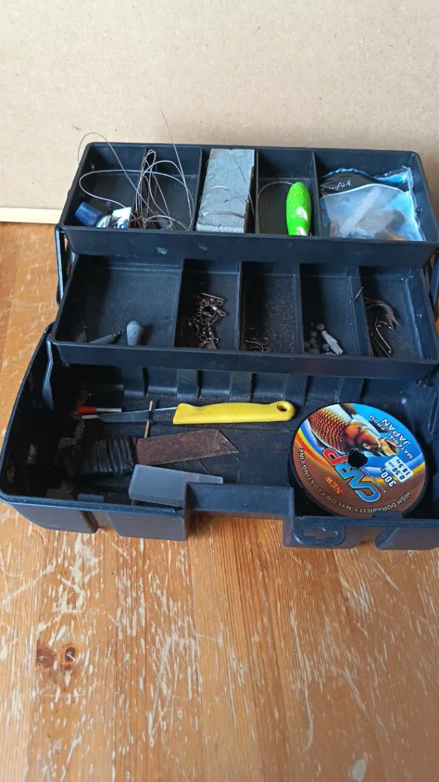 2 Cañas de Pescar + Accesorios