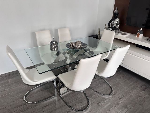 Mesa cristal diseño CC soporte metal