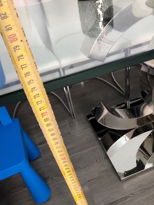 Mesa cristal diseño CC soporte metal