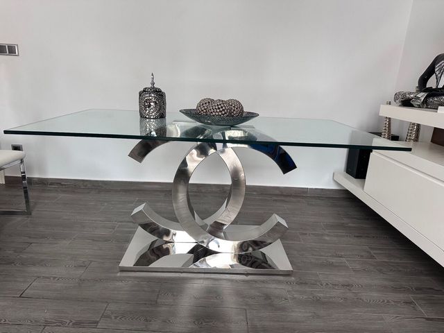 Mesa cristal diseño CC soporte metal