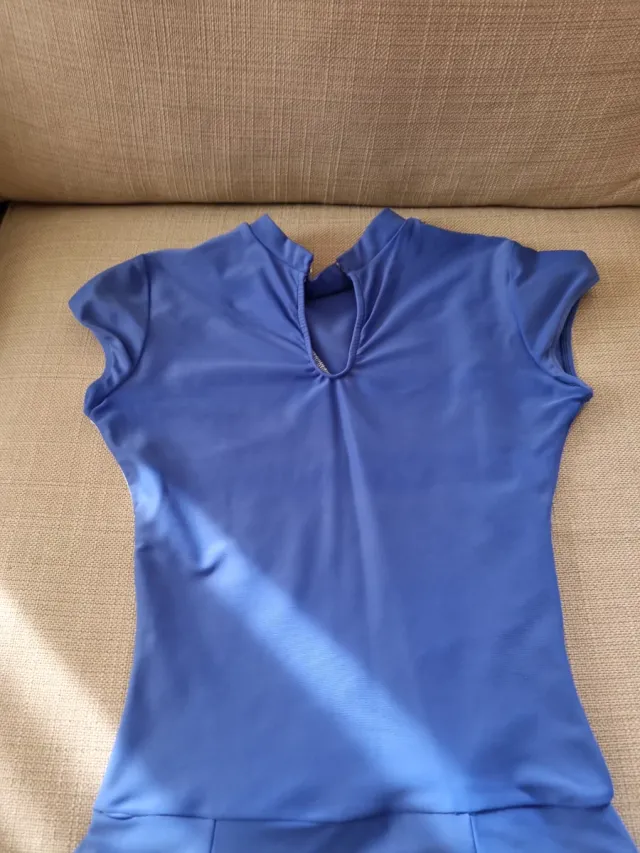 Maillot rítmica, patinaje talla S, azul y plata.