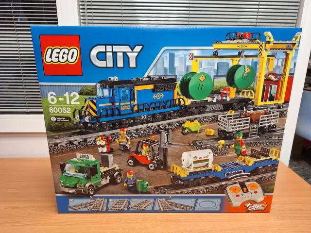 Treno Cargo LEGO CITY 60052 (2014)