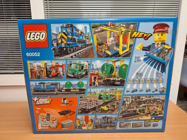 Treno Cargo LEGO CITY 60052 (2014)