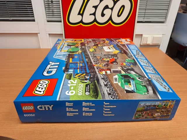 Treno Cargo LEGO CITY 60052 (2014)