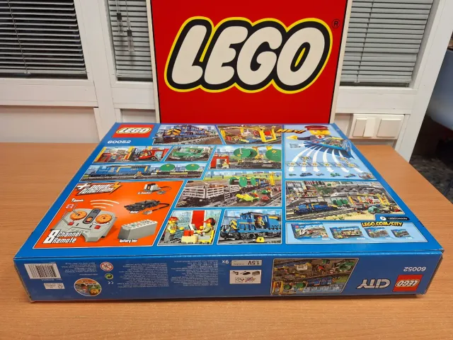 Treno Cargo LEGO CITY 60052 (2014)