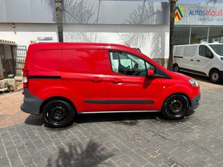 FORD TRÁNSIT COURRIER FURGÓN