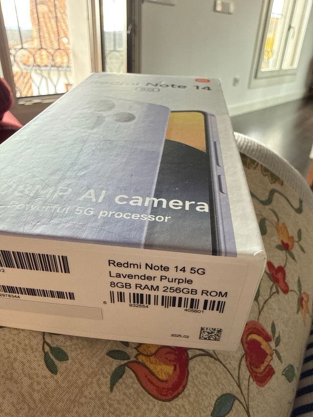 Xiaomi Redmi Note 14 5G color lavanda Nuevo