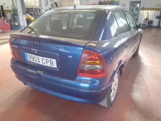 Opel Astra 2003