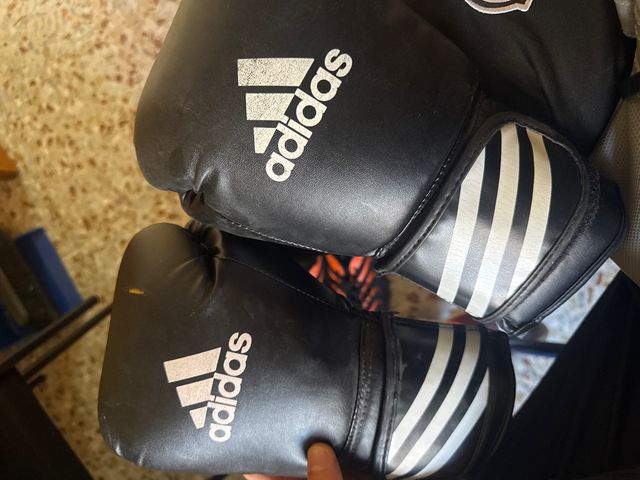 Guanti da boxe neri