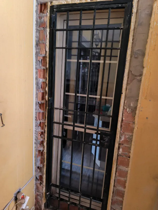 Rejas de seguridad para puerta