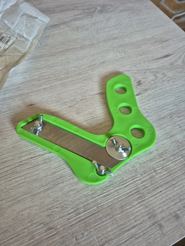 Regla de ángulos ajustable