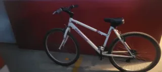 Bicicleta Rockrider Blanca