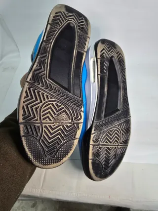 Zapatilla Nike Jordan Retro Azul y Gris