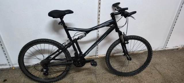 Bicicleta de Montaña Negra