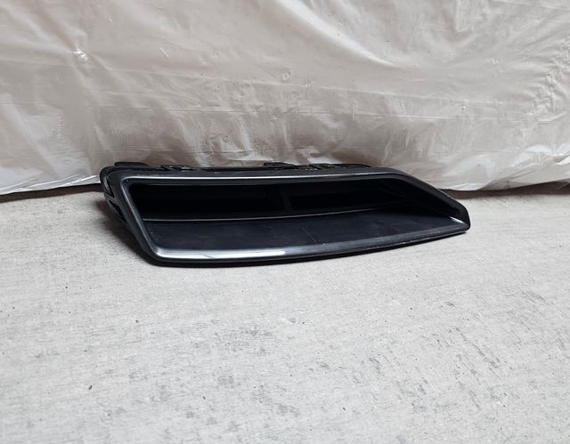 83A807834 EMBELLECEDOR DERECHO PARACHOQUES AUDI Q3