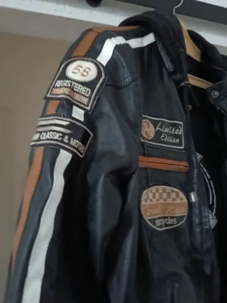 Chaqueta de cuero de moto