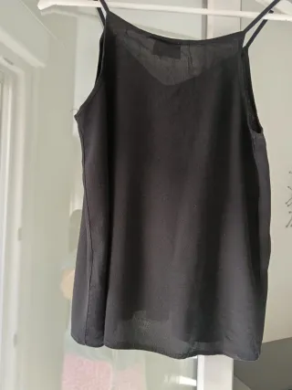 Camiseta tirantes negra