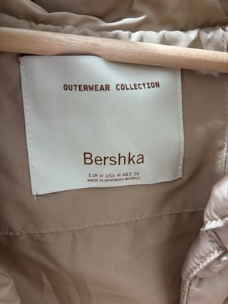 Chaqueta acolchada beige