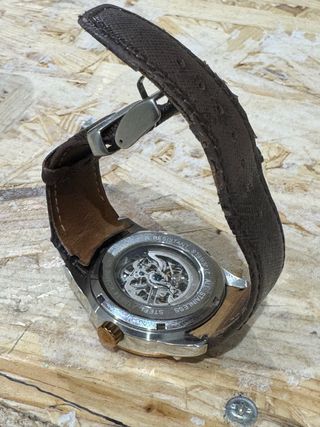 Kenneth Cole Skeleton Automático