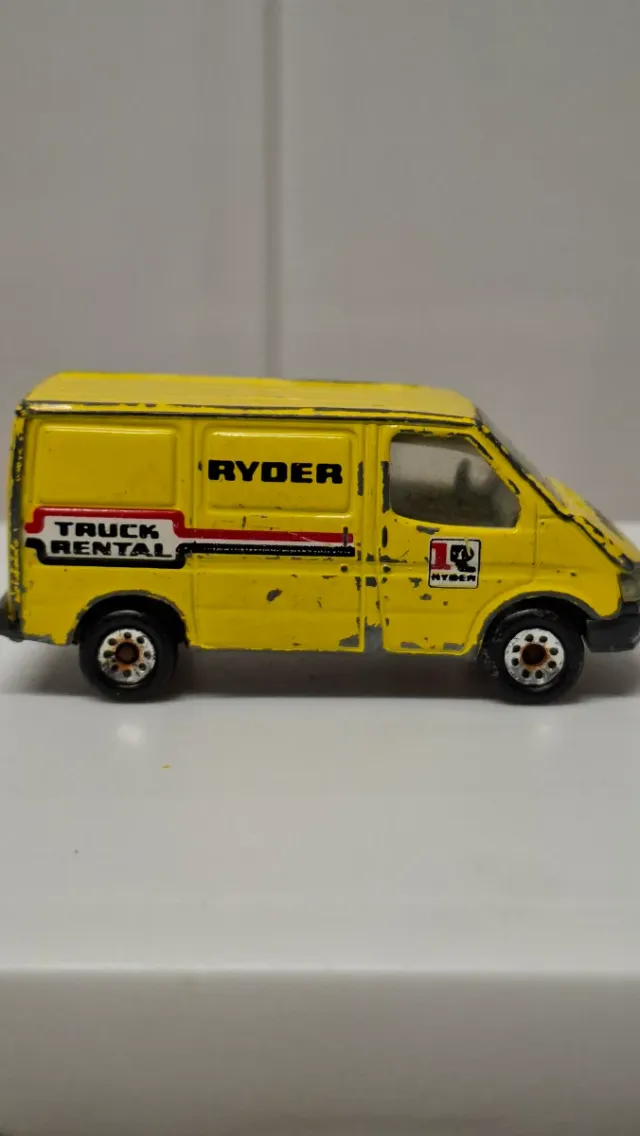 Ford Transit año 1986 Matcbox