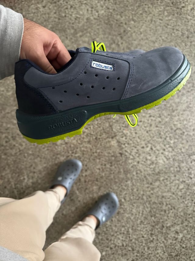 Calzado de seguridad Robusta gris y verde (nuevo)