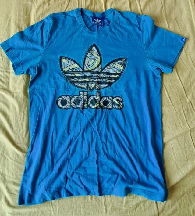 Camiseta Adidas Talla M Azul y Multicolor