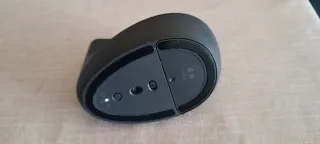 Ratón Ergonómico Logitech Negro bluetooth nuevo.