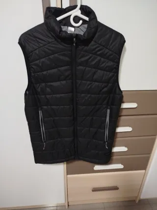 Chaleco acolchado hombre negro