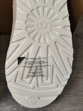 Zuecos UGG Tazzmann Sand Talla 38